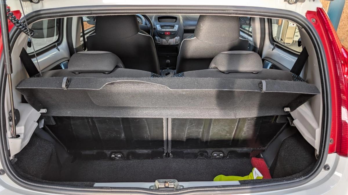 Peugeot 107 1.0 70 URBAN MOVE 2-TRONIC BVA