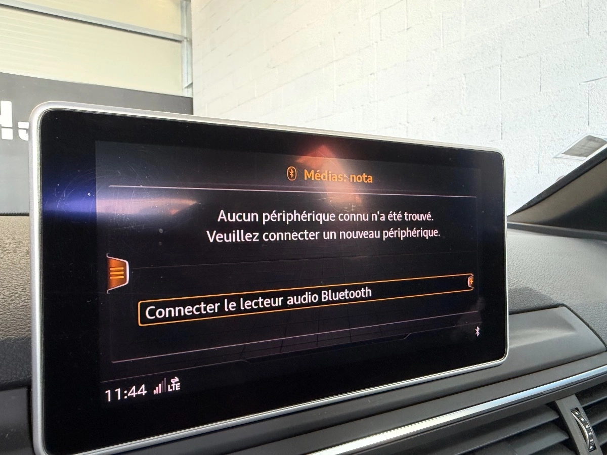 Audi A4 - photo 23