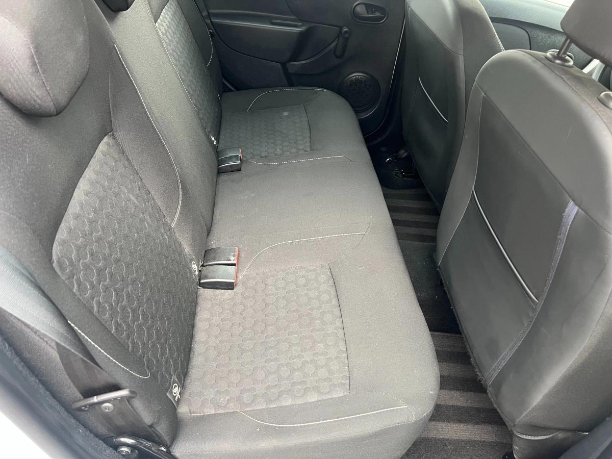 Dacia Sandero 1.2 75 AMBIANCE