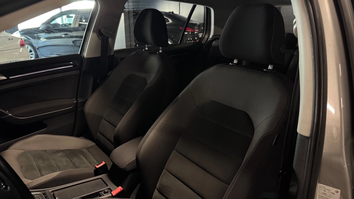 Volkswagen Golf - photo 17