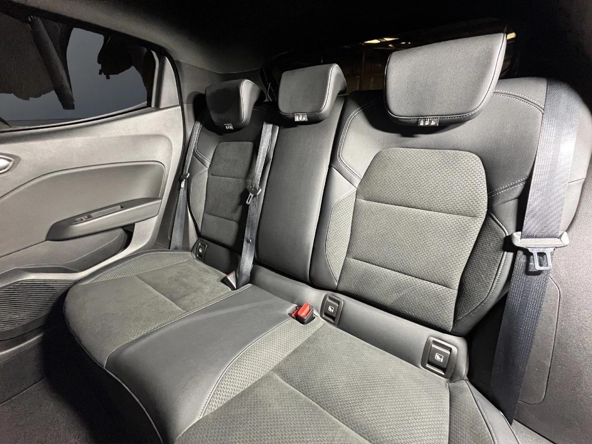 Renault Clio 1.0 TCE 100 INTENS