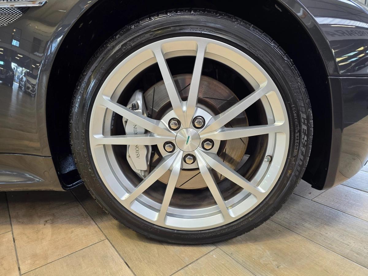 Aston Martin V8 Vantage ROADSTER 4.7 425 SPORTSHIFT BVA