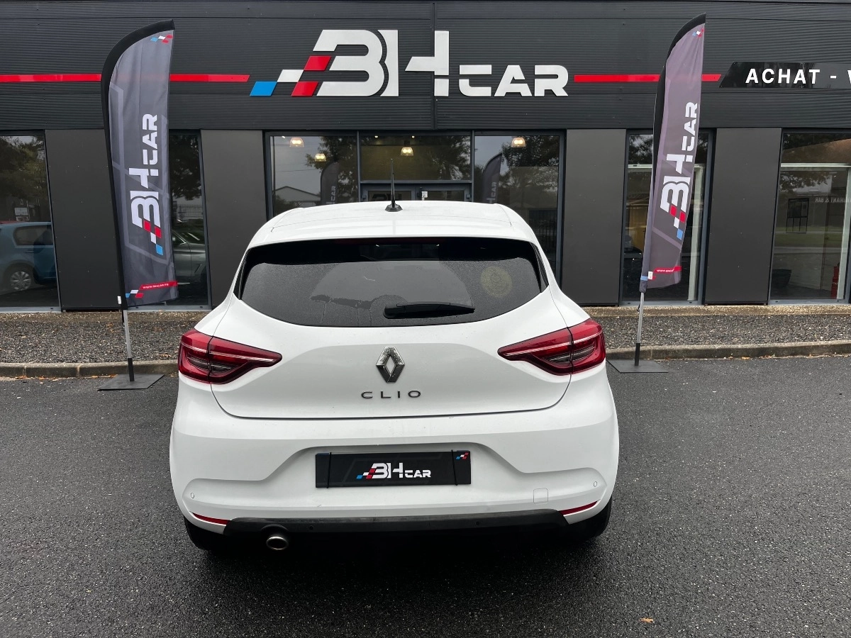Renault Clio - photo 4