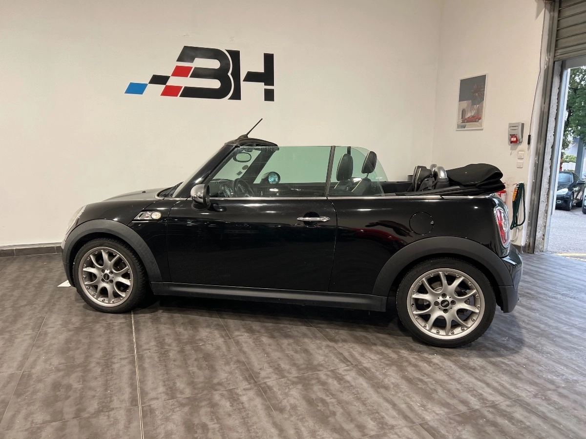 Mini Cabrio - photo 5