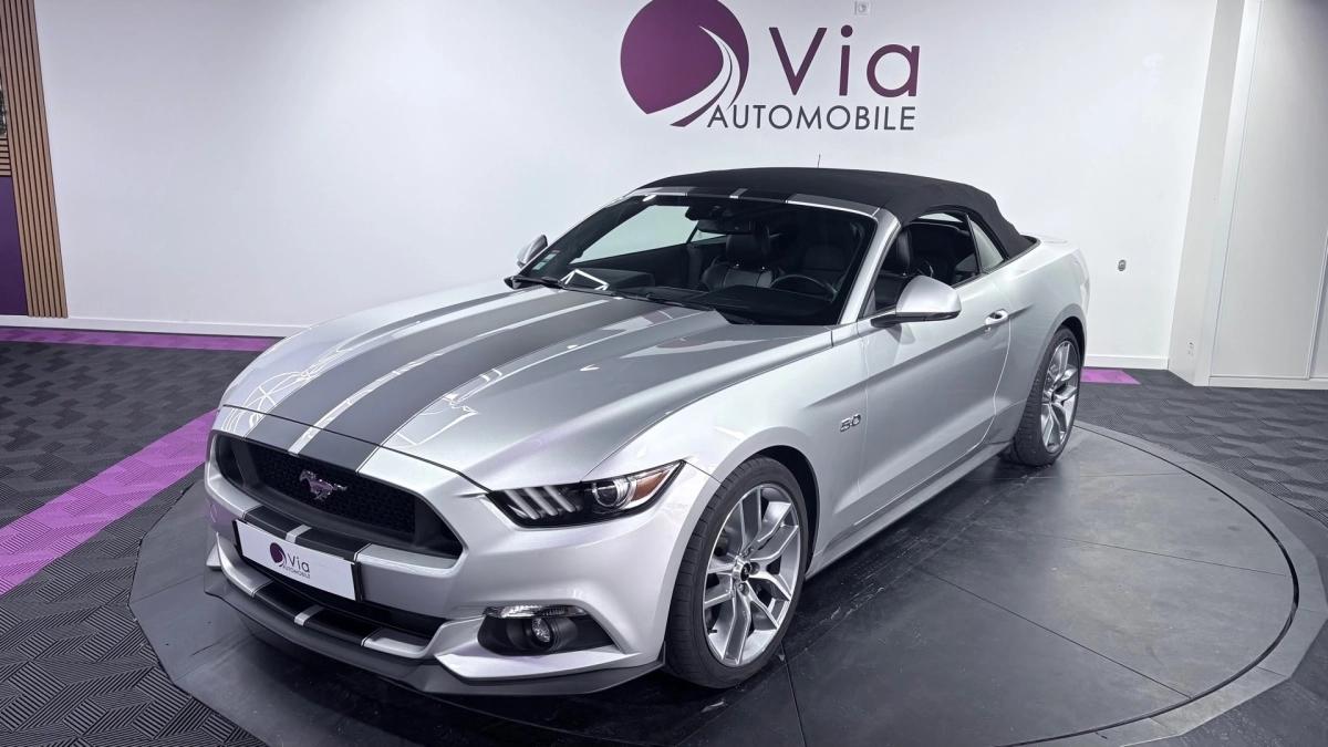 FORD MUSTANG