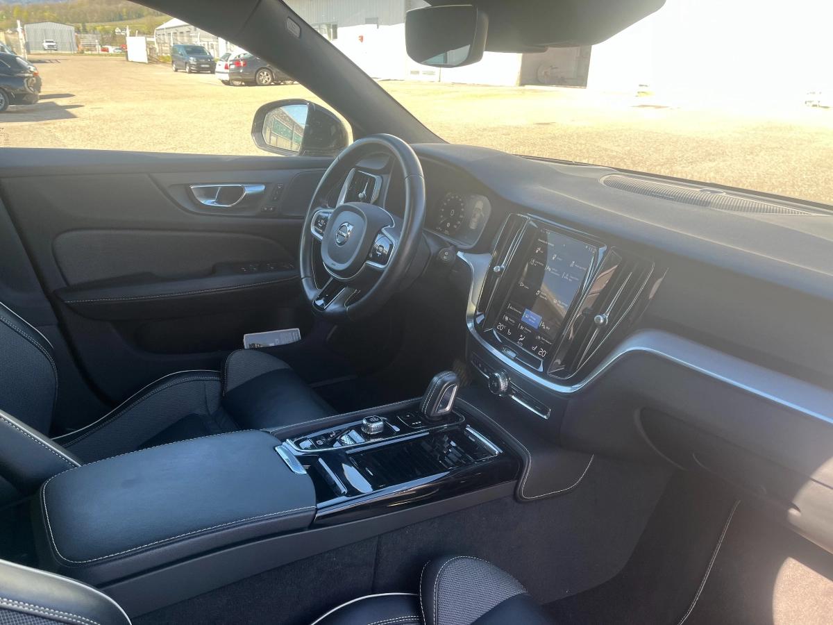 Volvo V60 2.0 T6 340H 255 TWIN-ENGINE PHEV HYBRID R-DESIGN AWD GEARTRONIC BVA