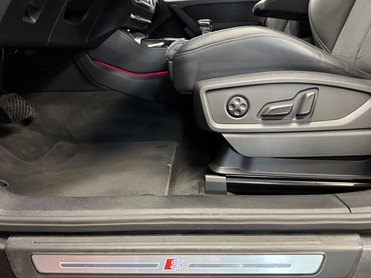 Audi Q5 - photo 26