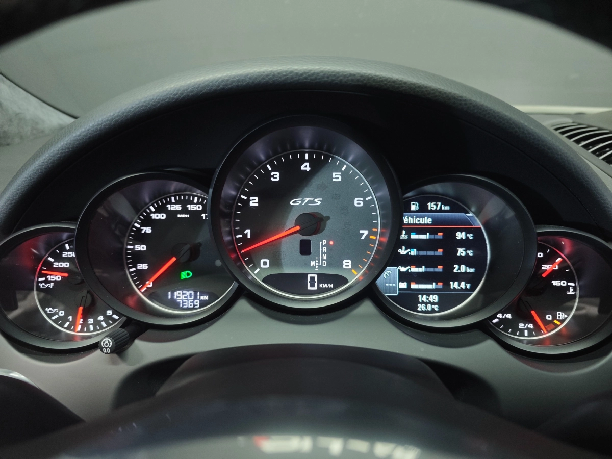 Porsche Cayenne - photo 9