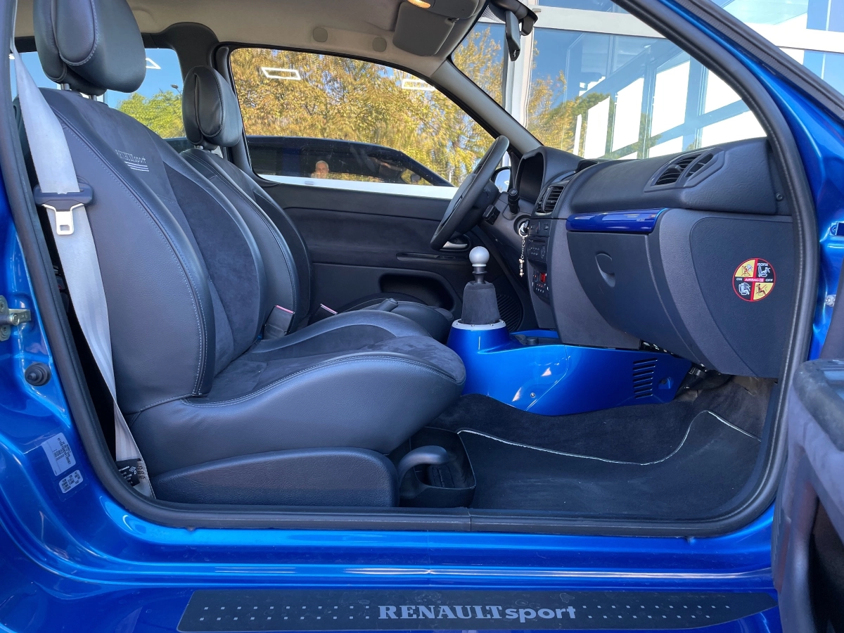 Renault Clio - photo 12