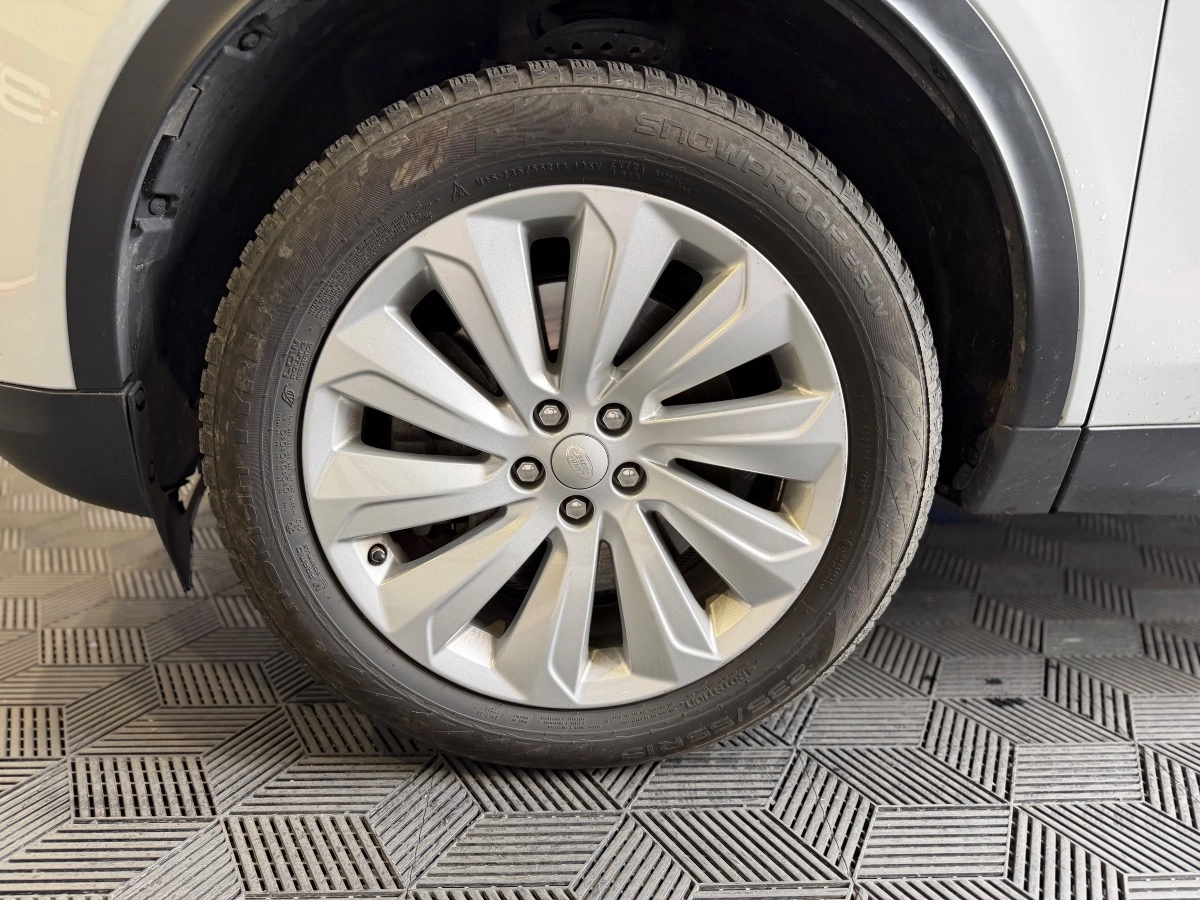 Land Rover Discovery Sport - photo 7
