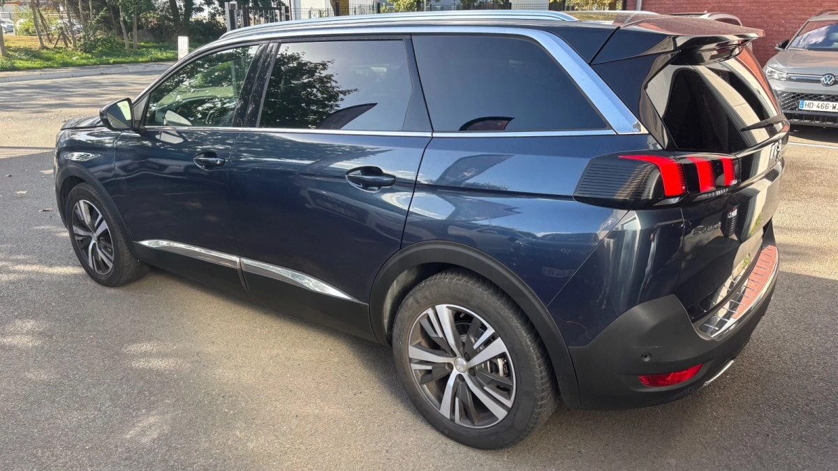 Peugeot 5008 - photo 4
