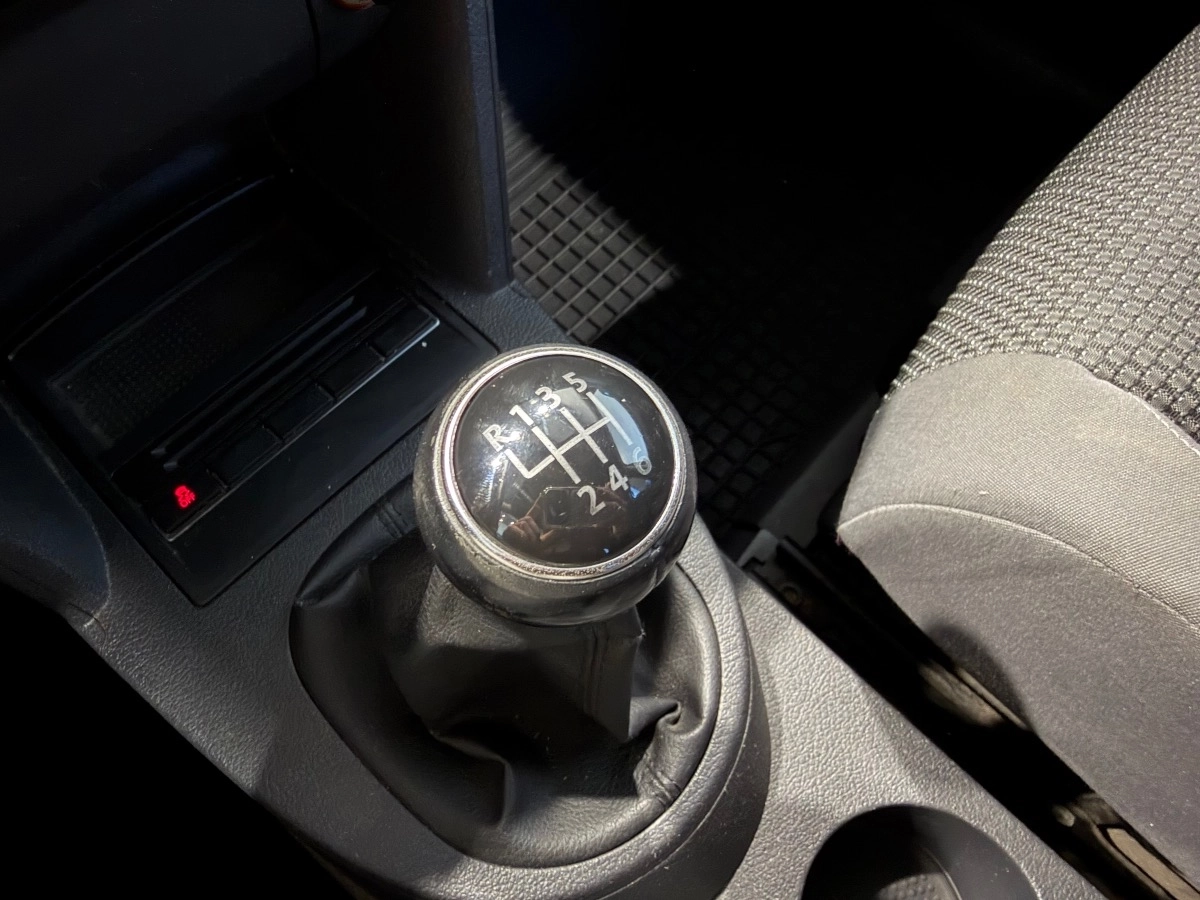 Volkswagen Touran - photo 18