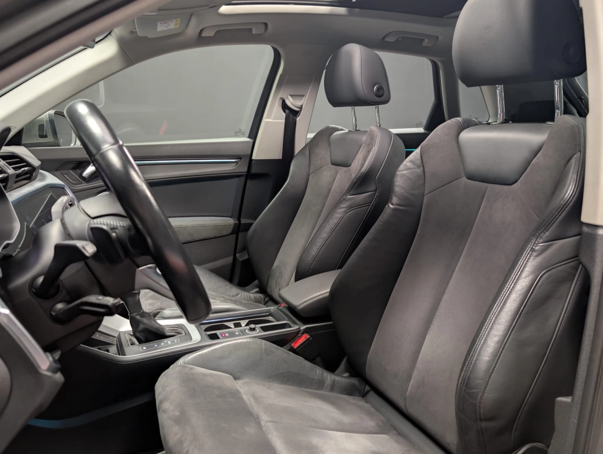 Audi Q3 - photo 8