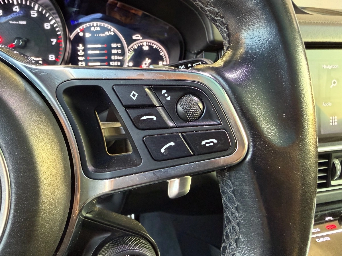 Porsche Cayenne - photo 34
