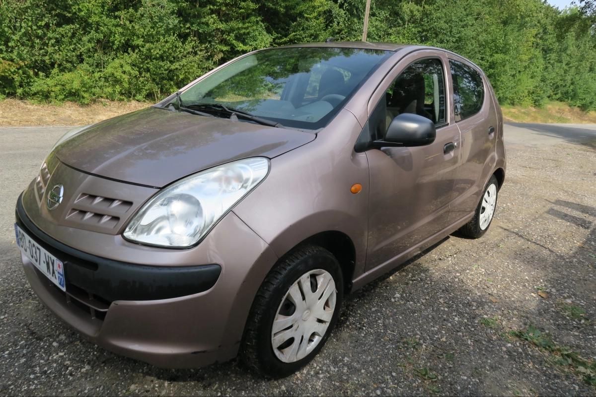 Nissan Pixo