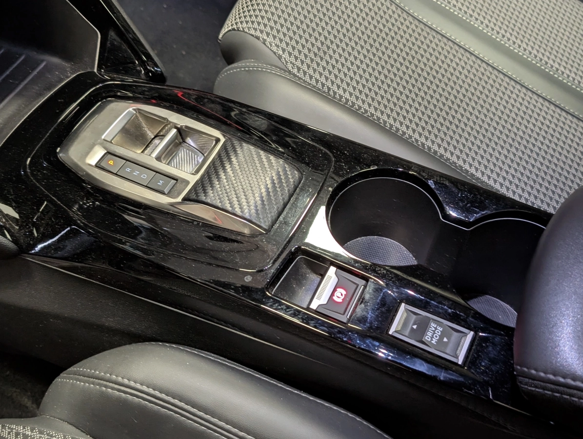 Peugeot 208 - photo 19