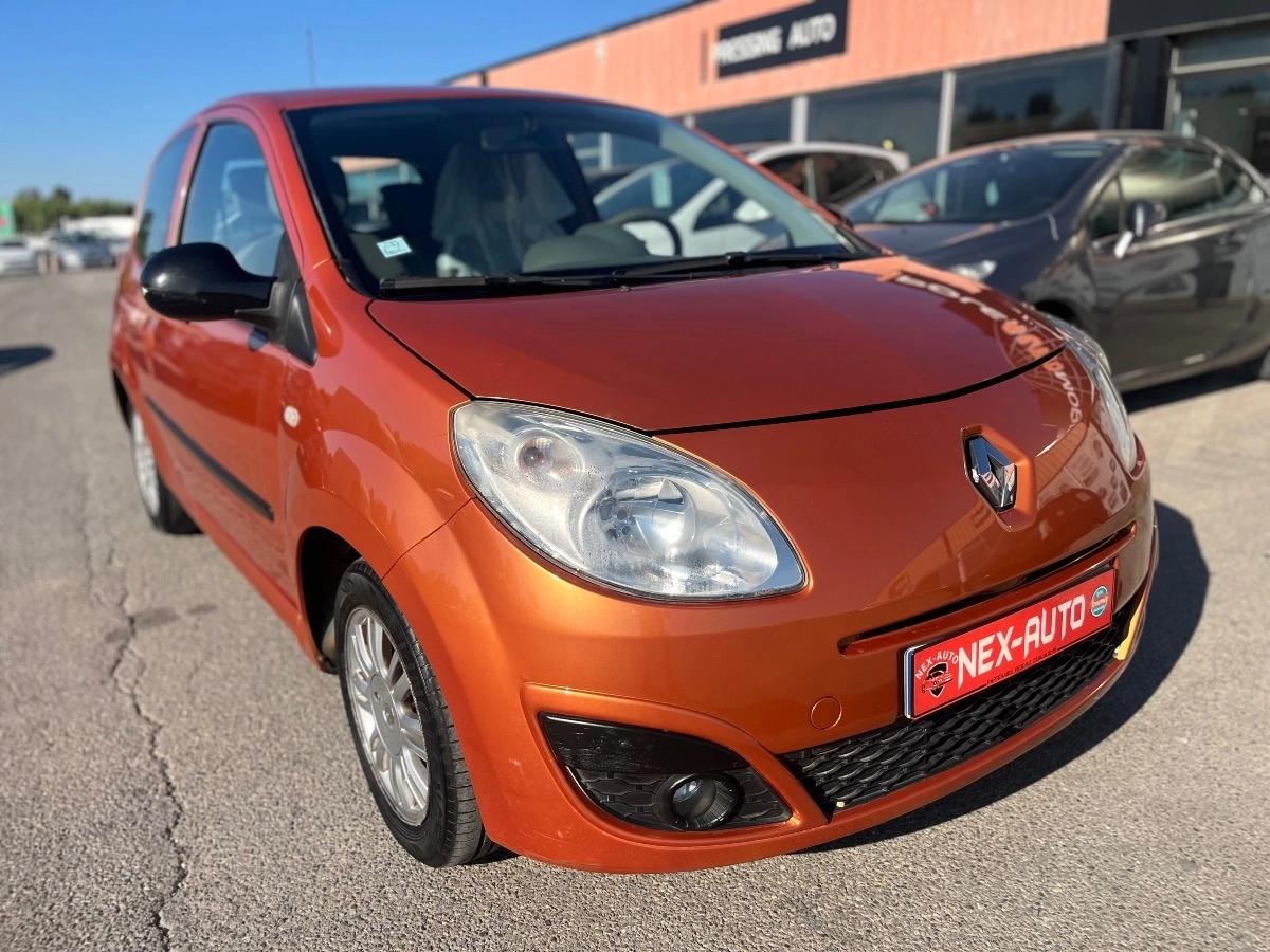 RENAULT Twingo
