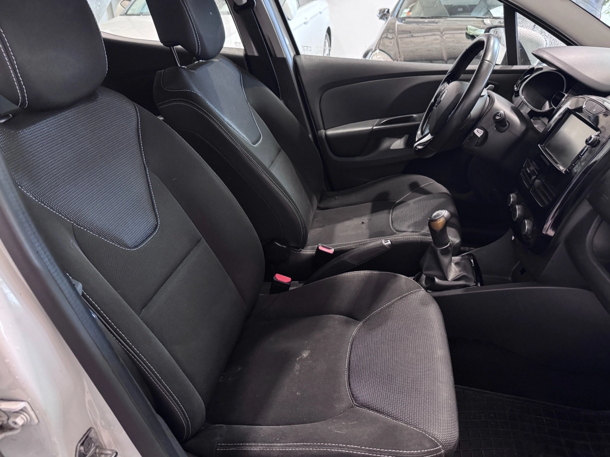 Renault Clio - photo 10