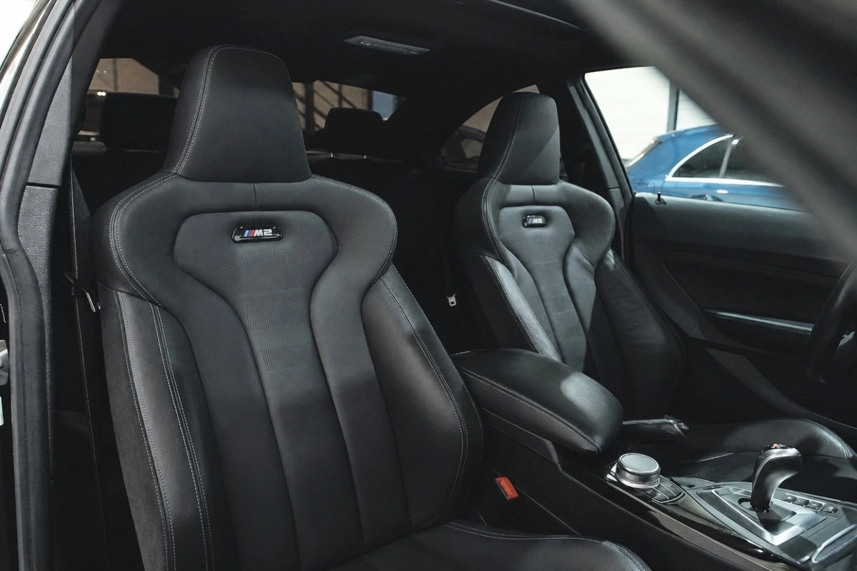 Bmw M2 - photo 16