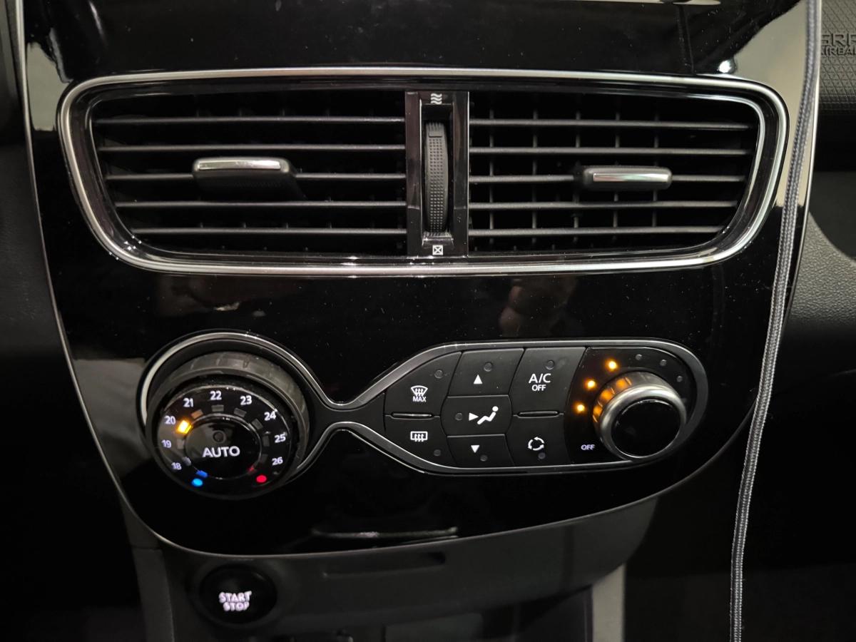 Aperçu indisponible de RENAULT Clio