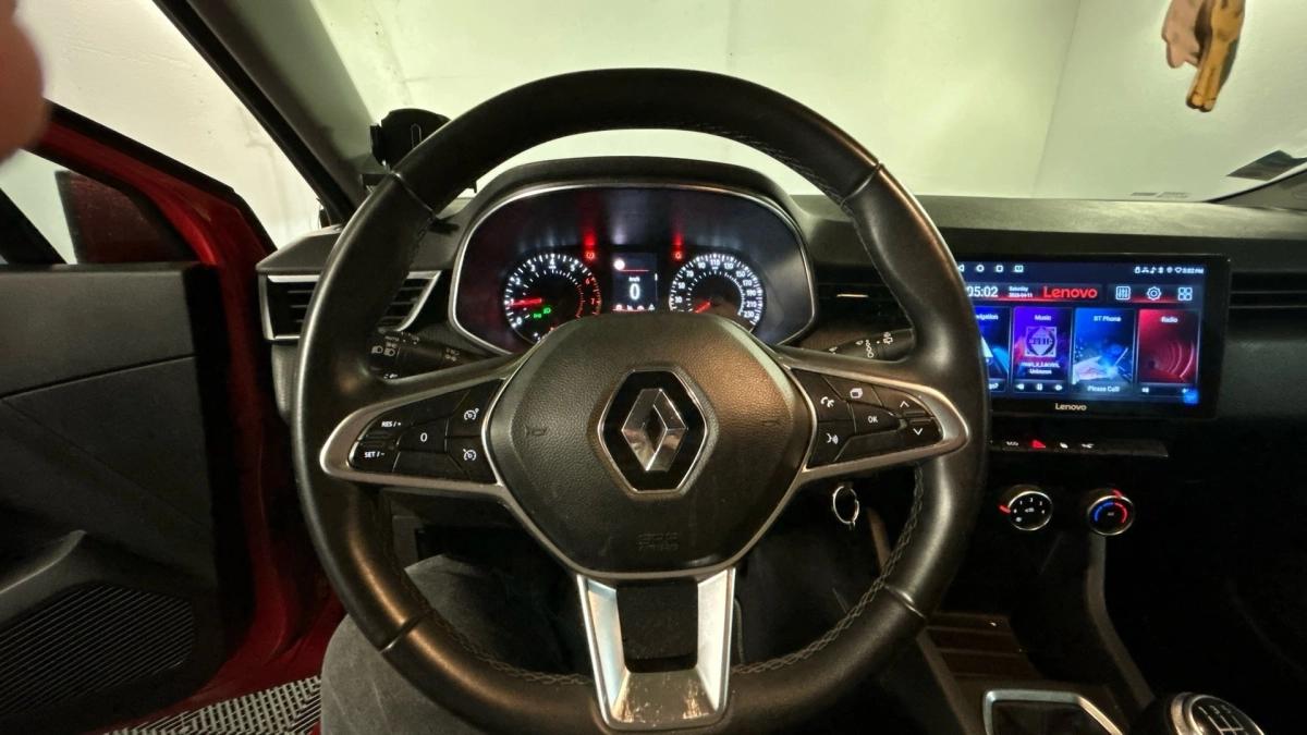RENAULT CLIO