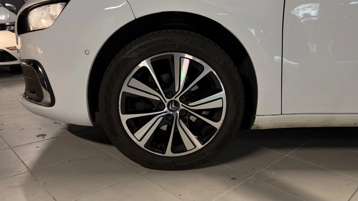 Citroen C4 Grand Picasso - photo 11