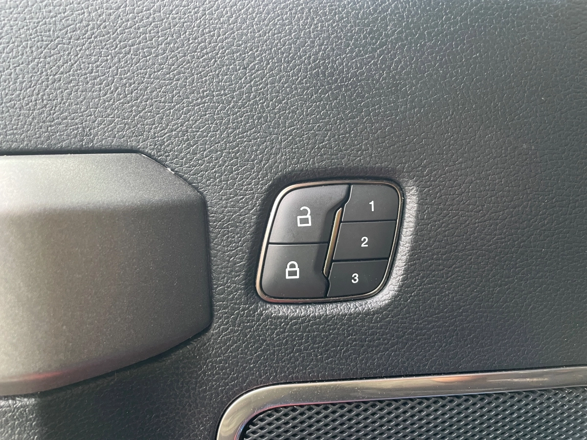 FORD F 150 - photo 8