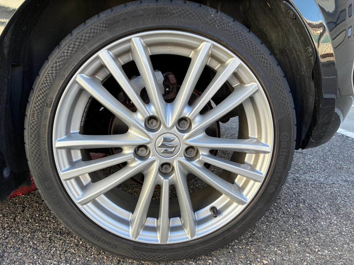 Suzuki Swift 1.6 VVT 135 SPORT