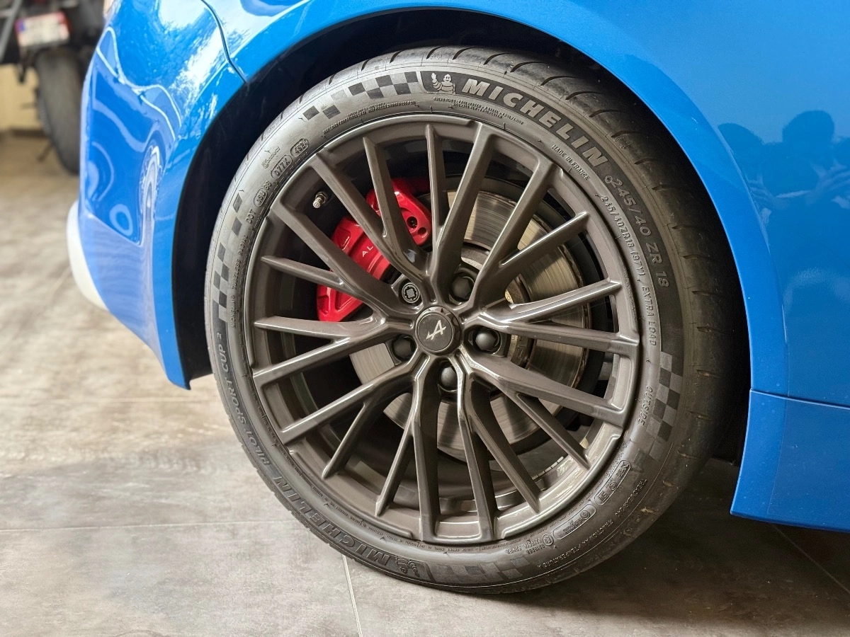 Alpine A110 - photo 24