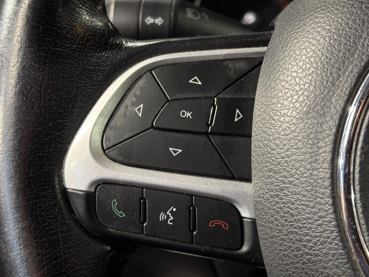 Jeep Renegade - photo 15