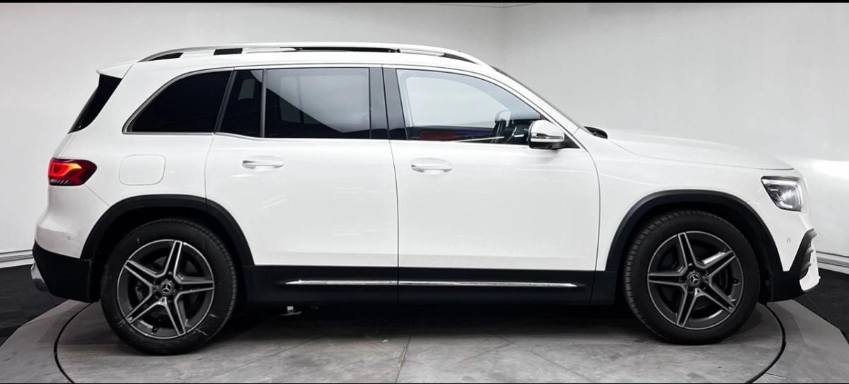 Mercedes GLB