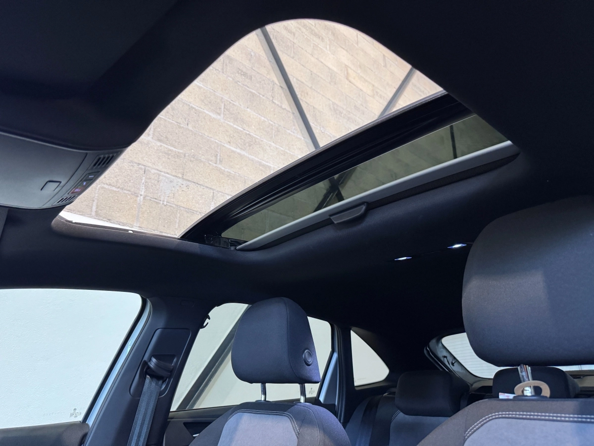 Volkswagen Taigo - photo 12