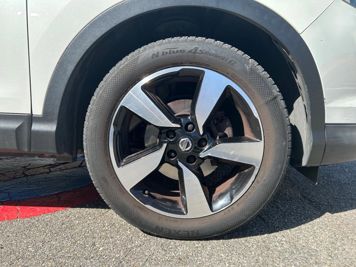 Nissan Qashqai GENERATION-II 1.2 DIGT 115 N-CONNECTA 2WD