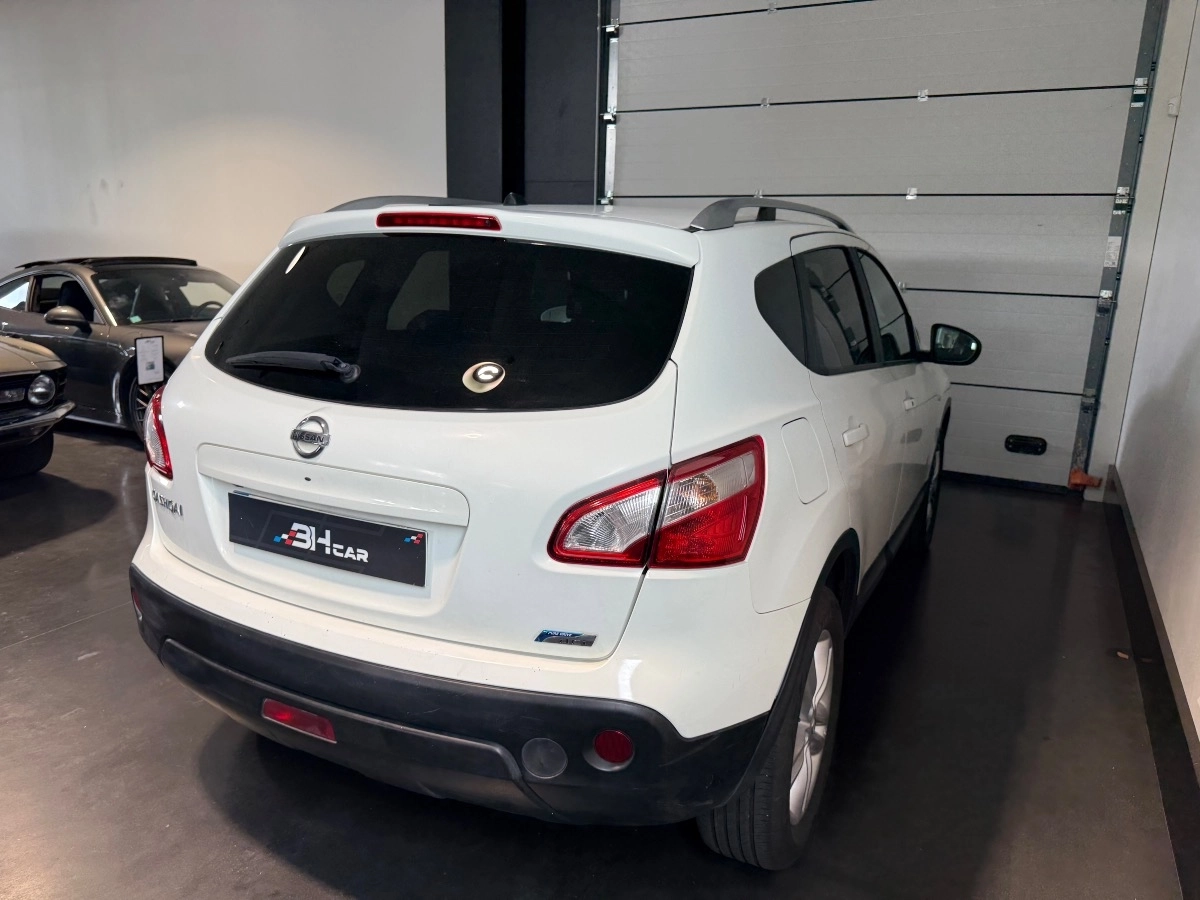 Nissan Qashqai - photo 4