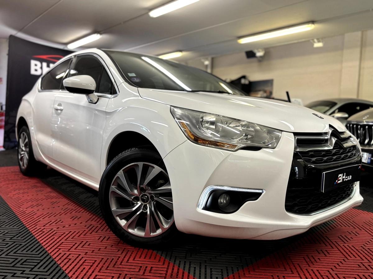Image: Ds Automobiles Ds 4 1.6 VTI 120 SOCHIC