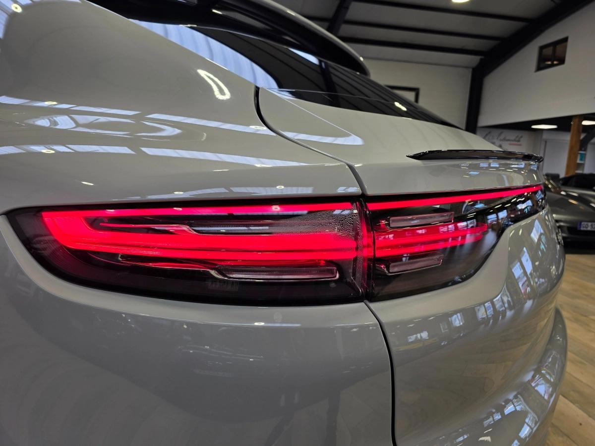 PORSCHE CAYENNE 3.0 V6 462 PLATINIUM EDITION