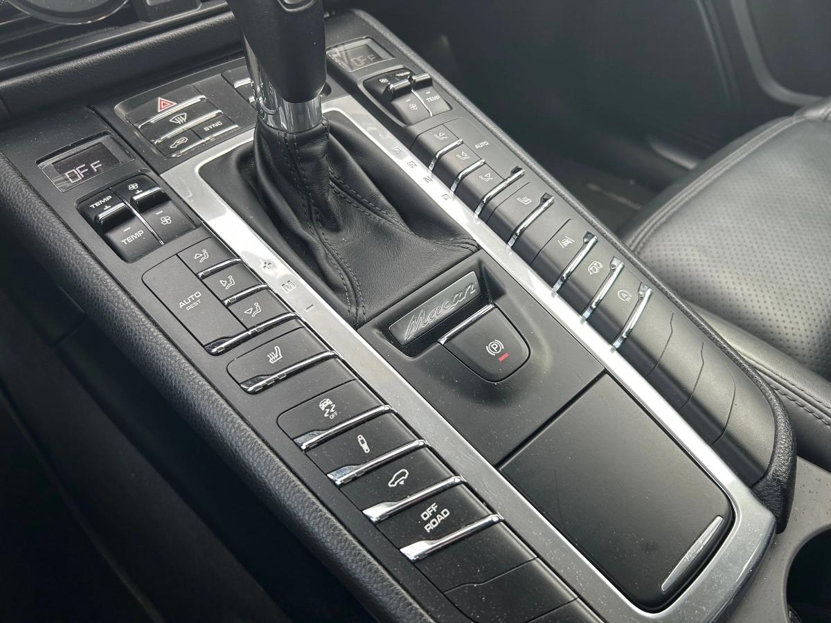 Porsche Macan 