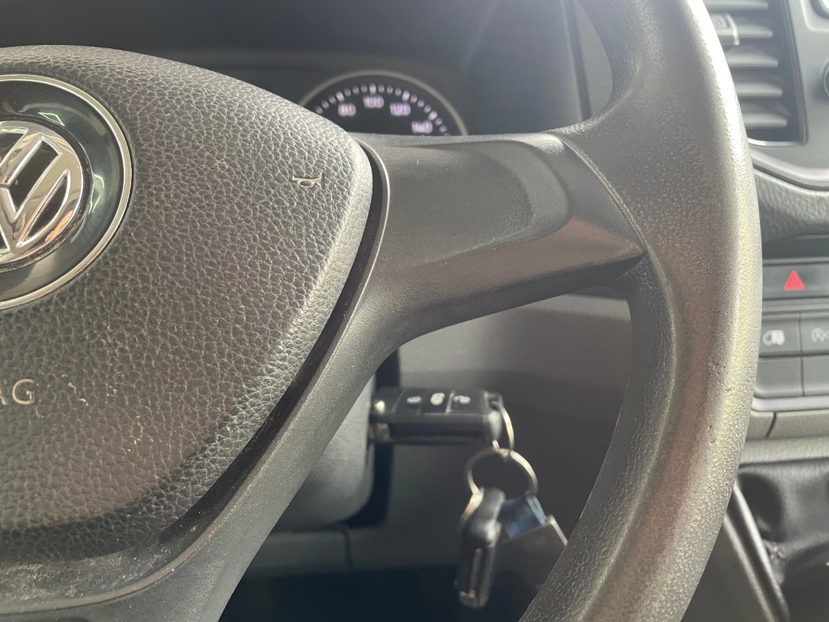 Volkswagen Crafter Vu - photo 18