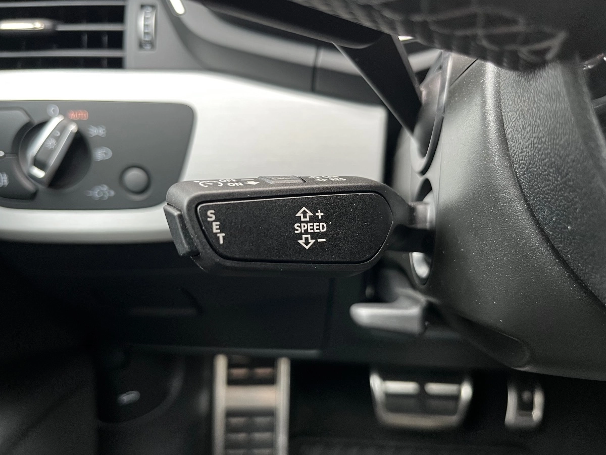 Audi A4 - photo 13