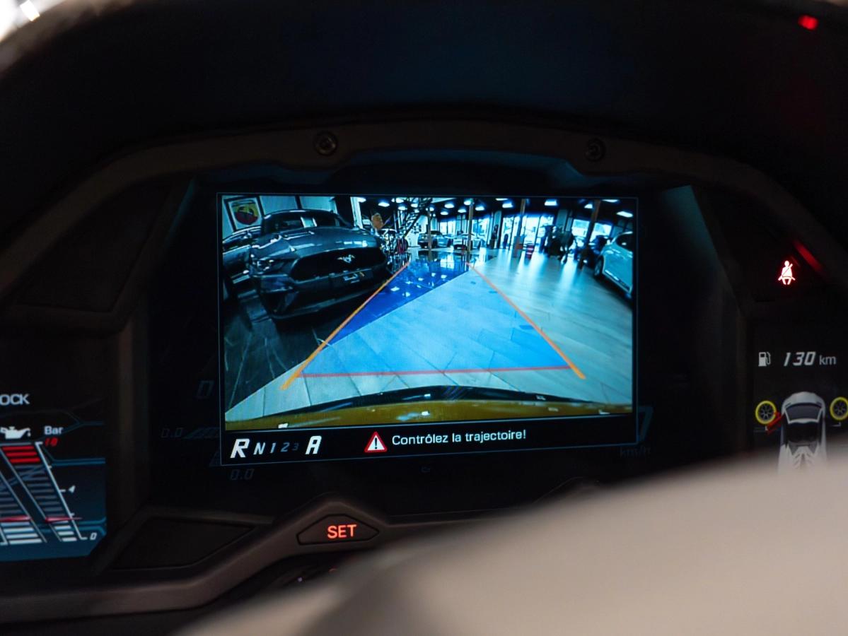 Lamborghini Aventador ROADSTER LP750-4 6.5 770 SVJ 4WD BVA