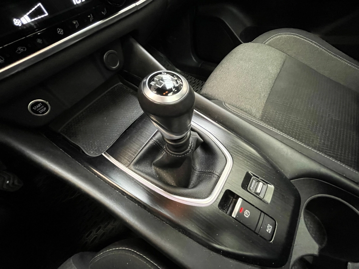 Nissan Qashqai - photo 18