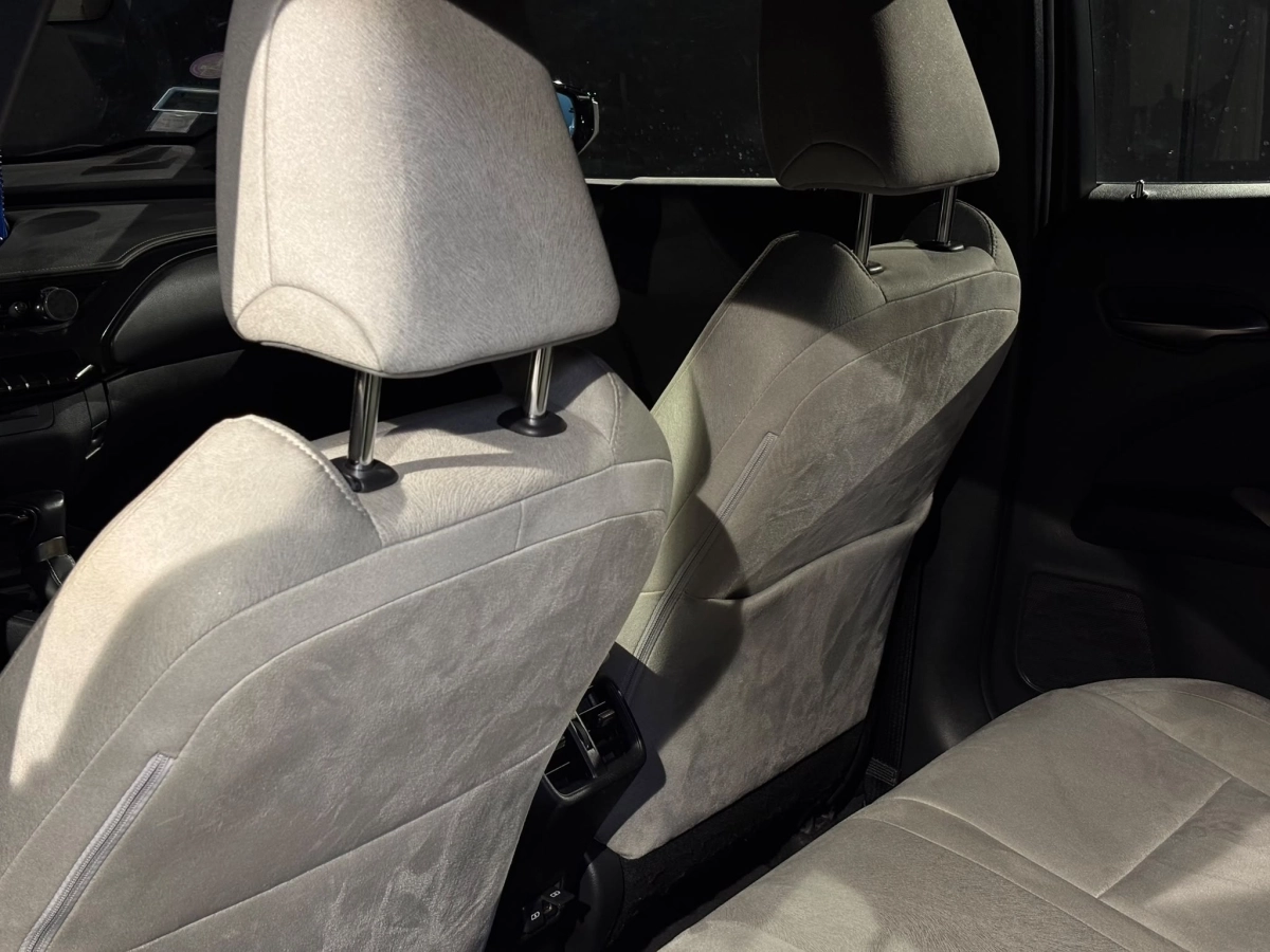 Lexus Ux - photo 28
