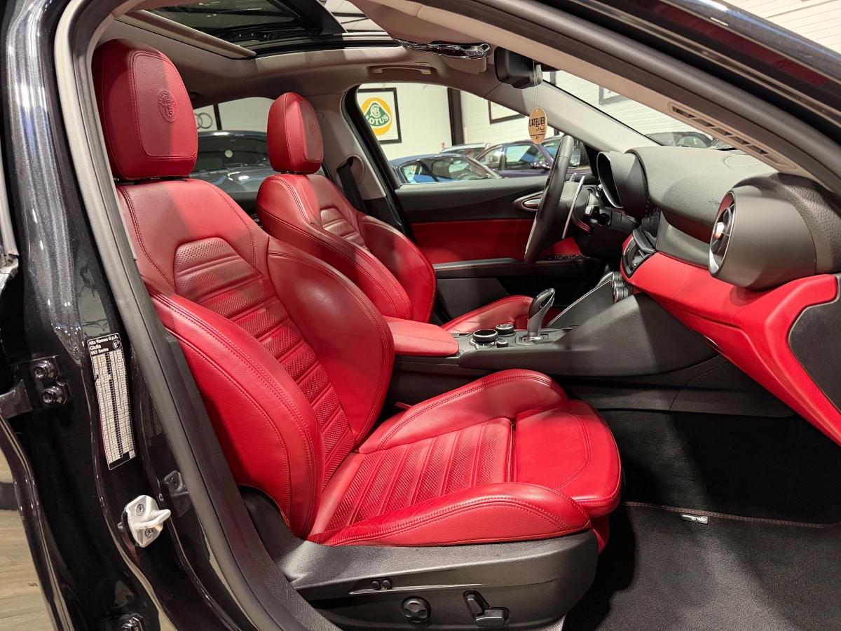 Alfa Romeo Giulia 2.0 TB 280 VELOCE Q4 BVA