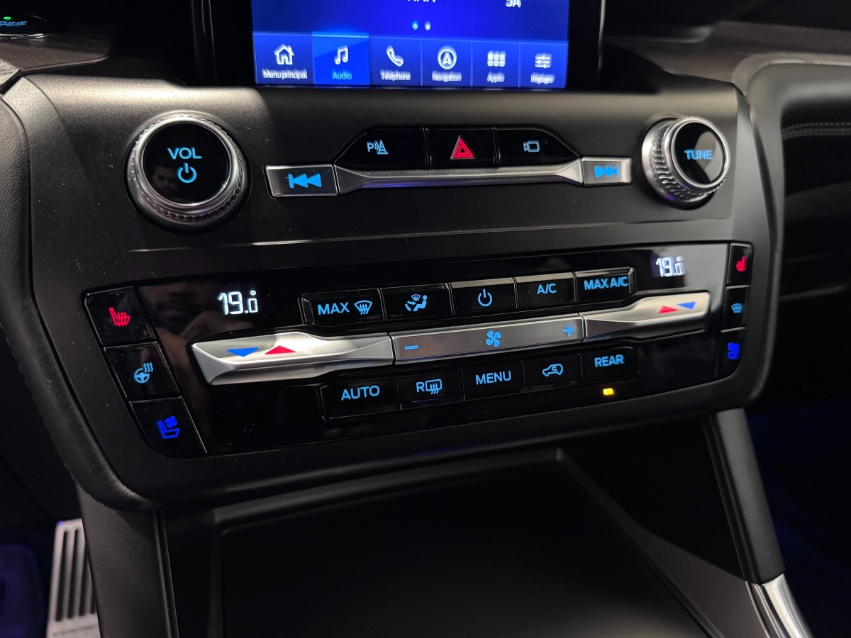 Ford Explorer - photo 18