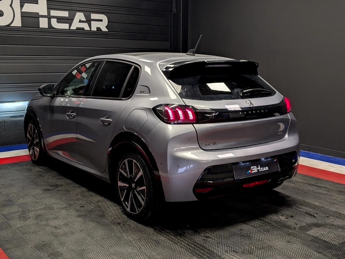Peugeot 208 - photo 4