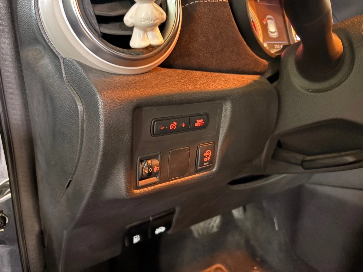Nissan Micra - photo 11