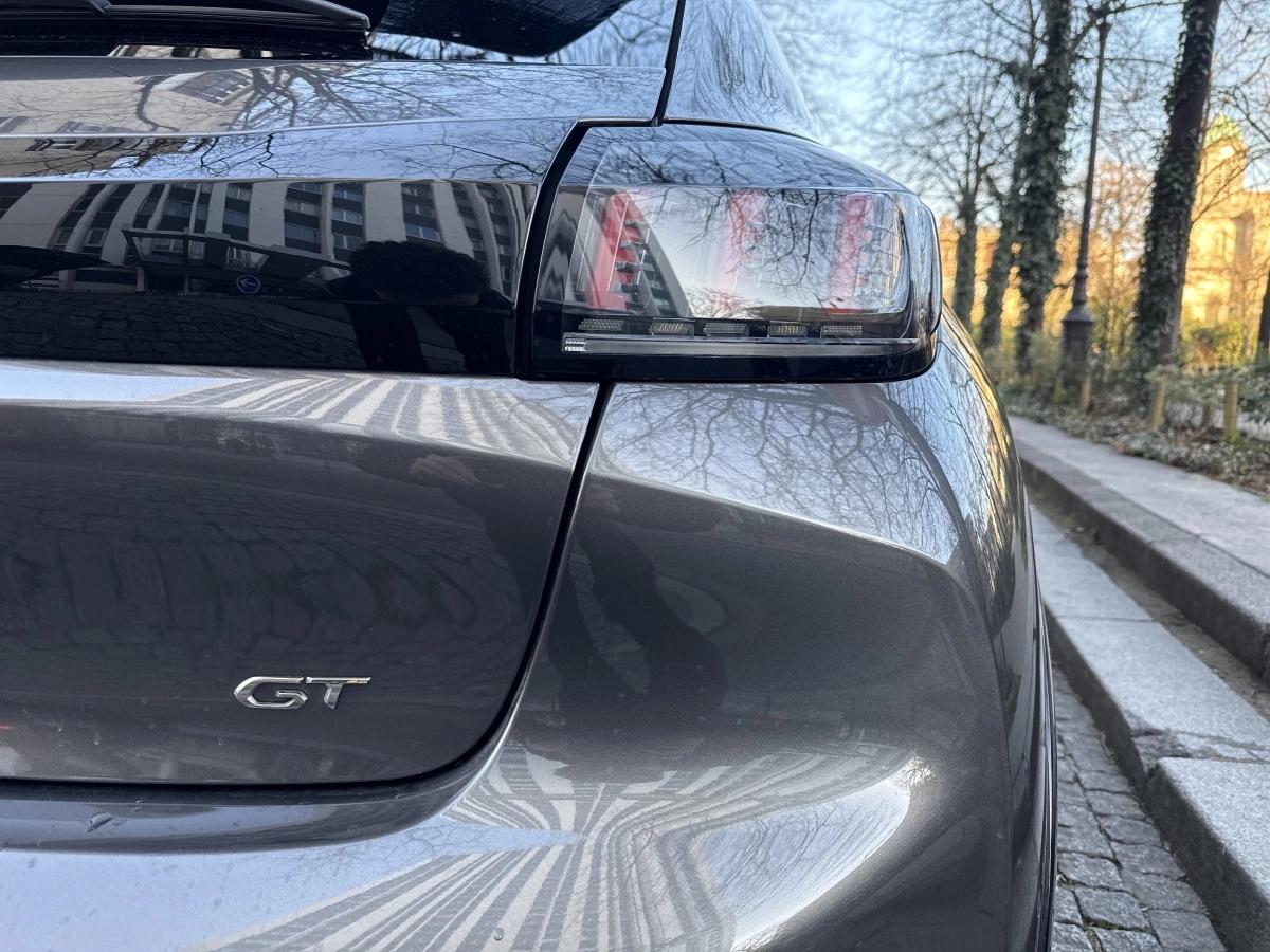 Peugeot 208 GENERATION-II 1.2 PURETECH 100 GT LINE EAT BVA START-STOP