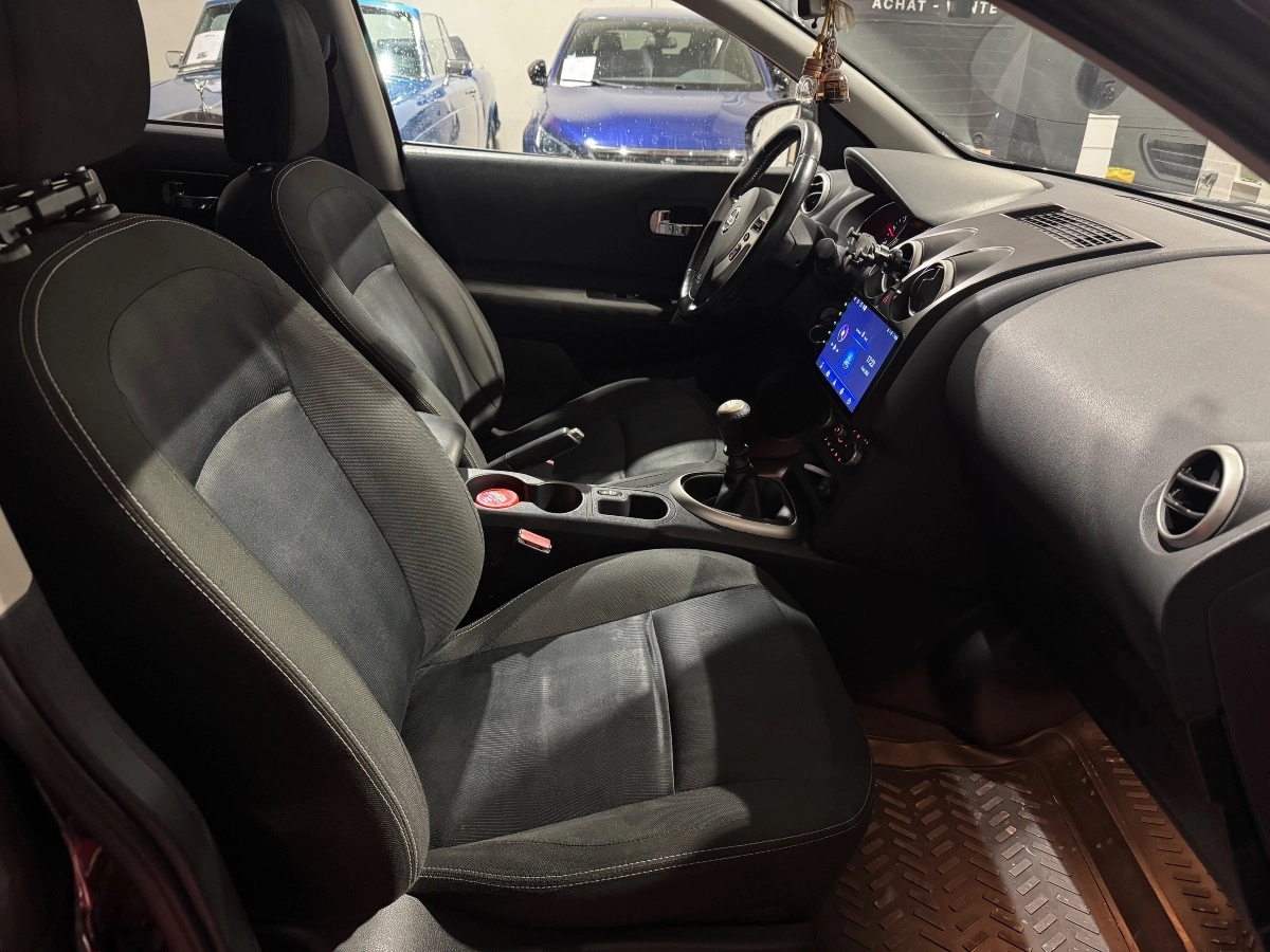 Nissan Qashqai - photo 11