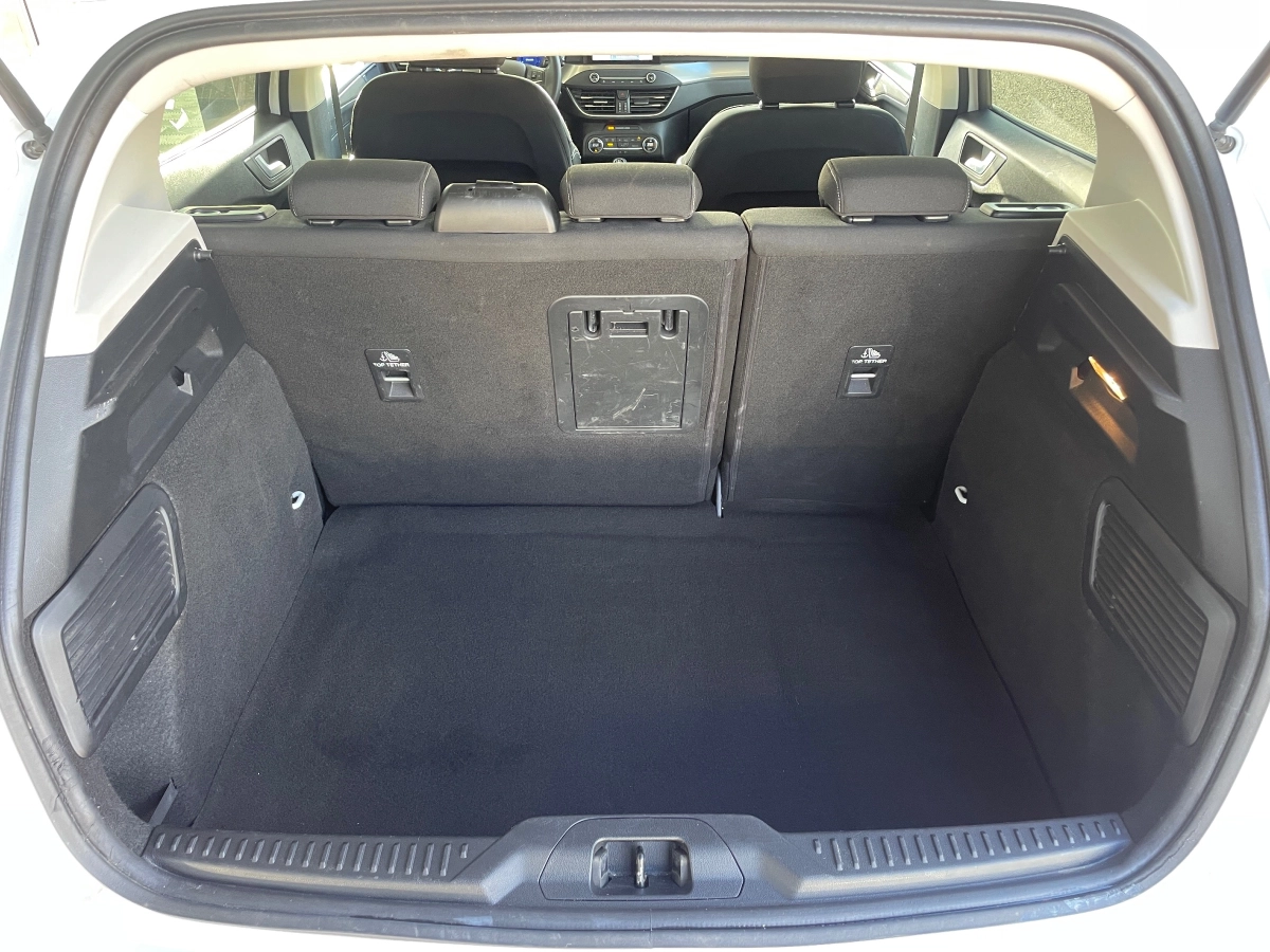 Ford Focus - photo 14