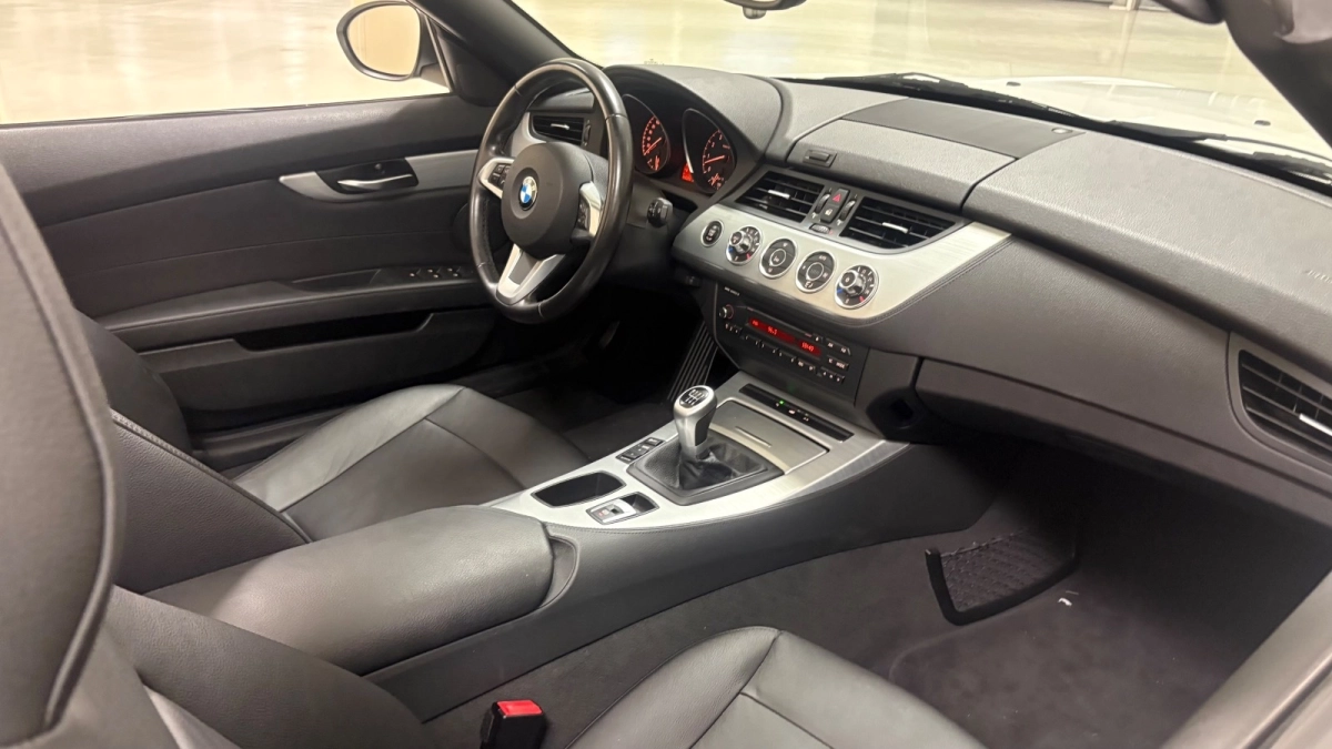 Bmw Z4 - photo 22